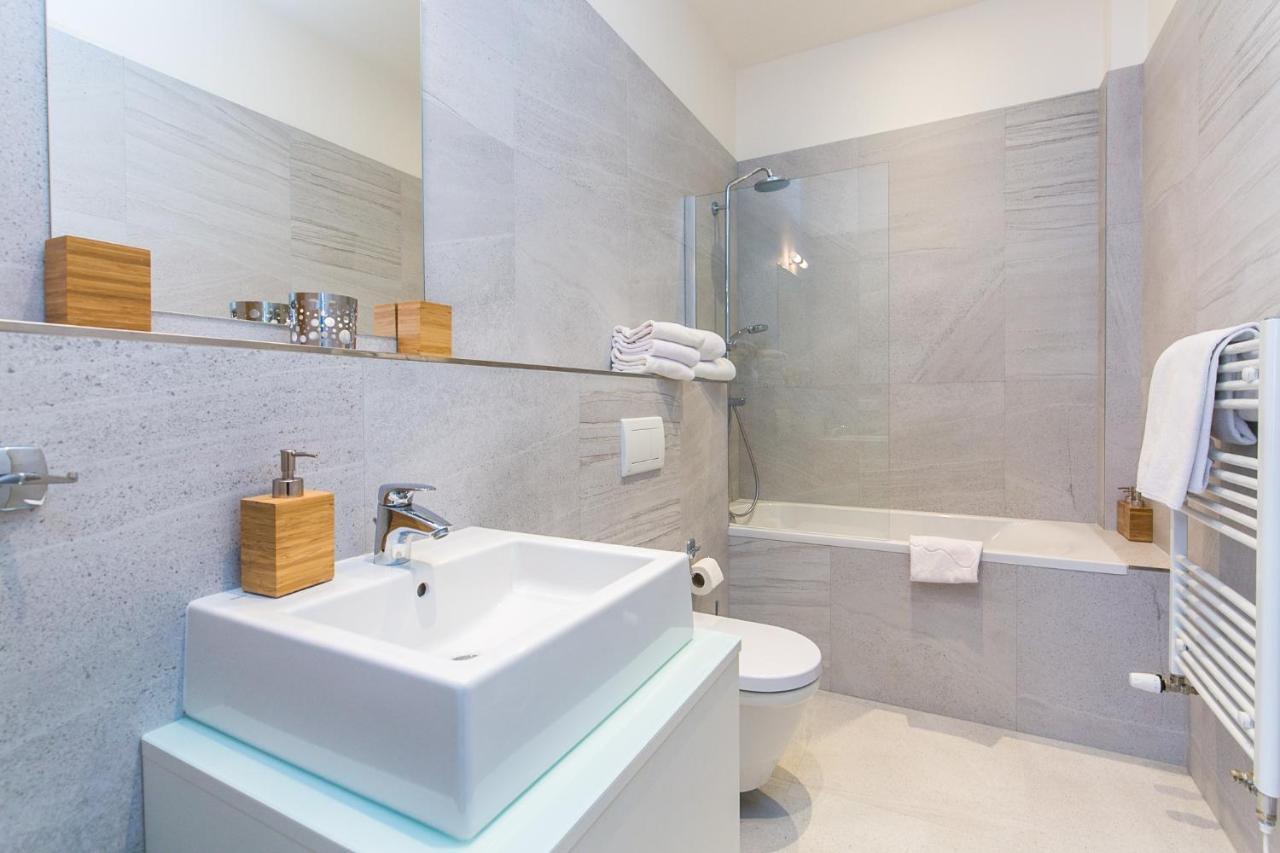 Top Location Old Town Brand New 2Bd Apartment Prague Luaran gambar
